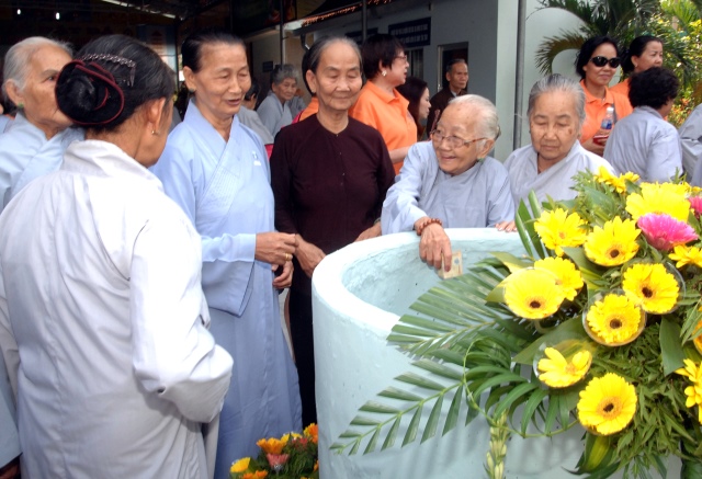 Tiền Giang: Long trọng lễ đặt đá khởi công trùng tu chùa Kim Linh I