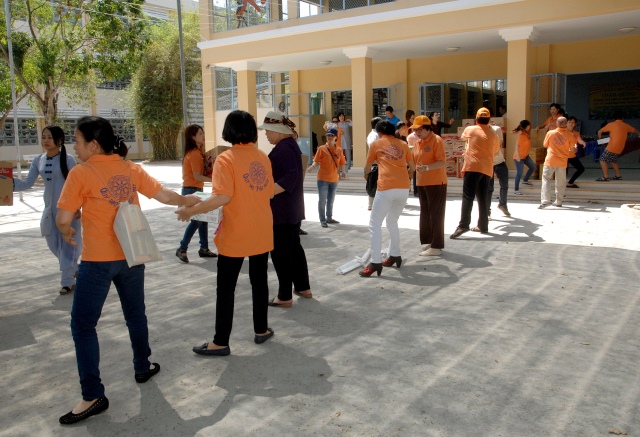 Quỹ Đạo Phật Ngày Nay: Hơn 600 học sinh gieo duyên với Phật pháp tại Tiền Giang