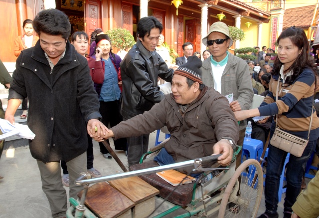 Quỹ Đạo Phật Ngày Nay: Chương trình &#039;Qùa Tết yêu thương&#039; đợt 2 tại Thanh Hóa