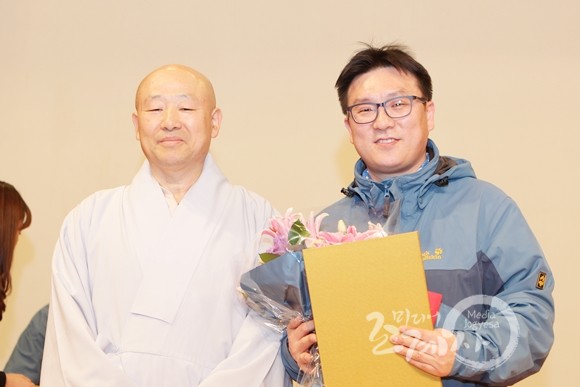 Hàn Quốc: Chùm ảnh Tết Dương lịch tại Tổ đình Tào Khê, Seoul