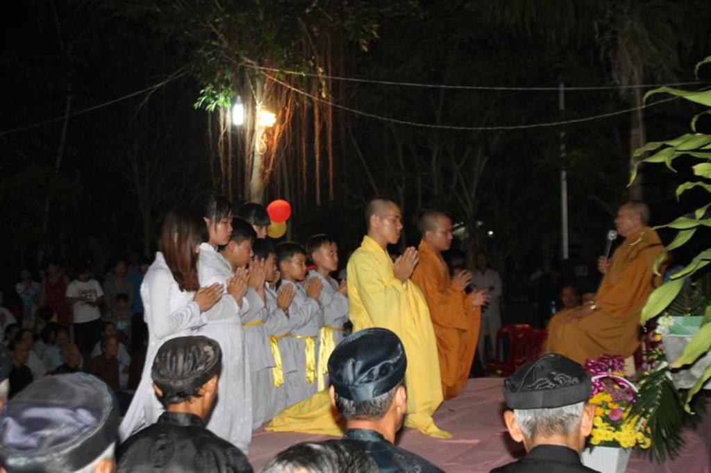 Đồng Tháp: Hoa Đăng Cầu An Đầu Năm