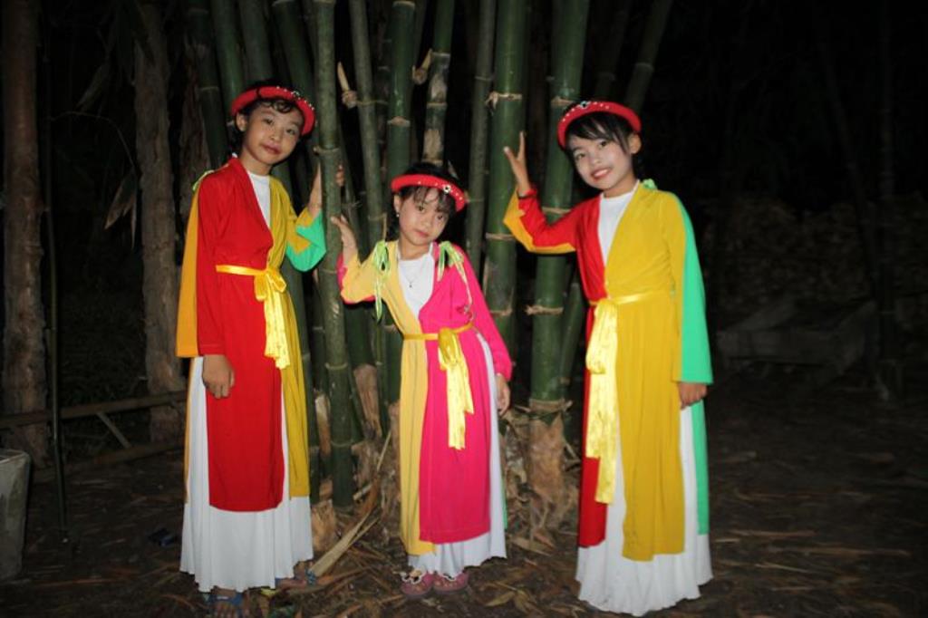 Đồng Tháp: Hoa Đăng Cầu An Đầu Năm