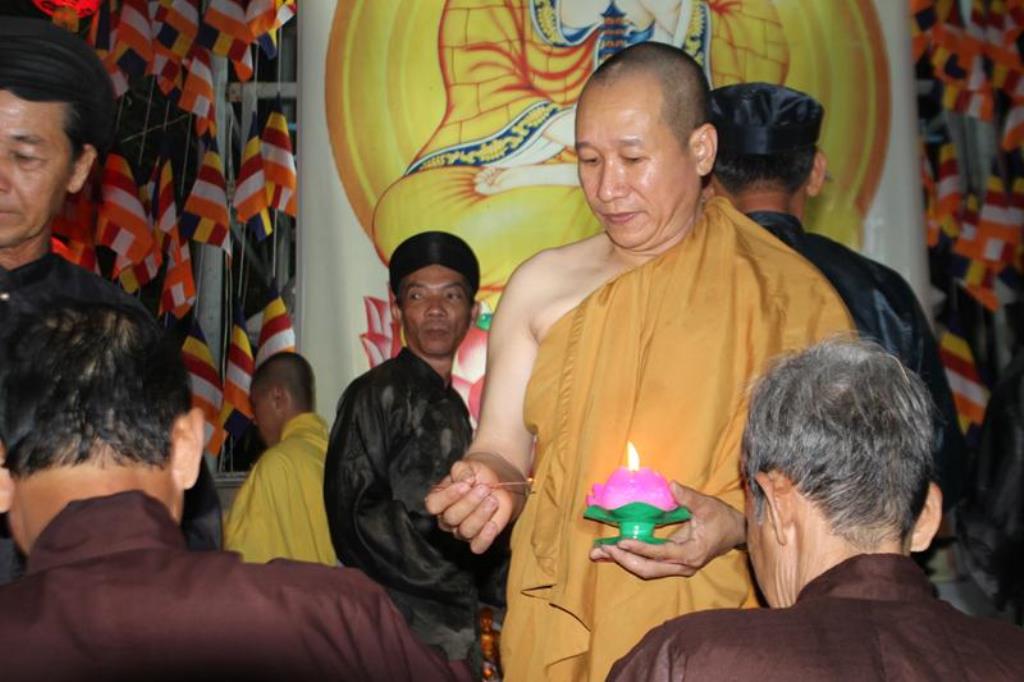 Đồng Tháp: Hoa Đăng Cầu An Đầu Năm