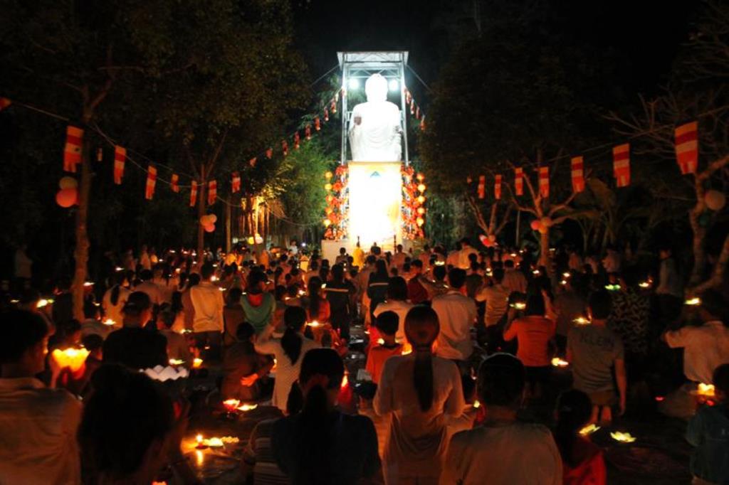 Đồng Tháp: Hoa Đăng Cầu An Đầu Năm