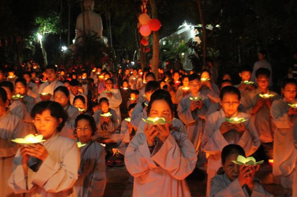Đồng Tháp: Hoa Đăng Cầu An Đầu Năm