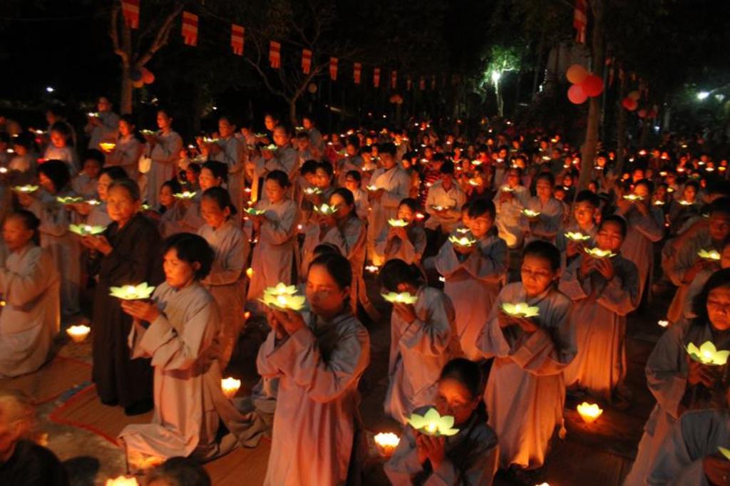 Đồng Tháp: Hoa Đăng Cầu An Đầu Năm