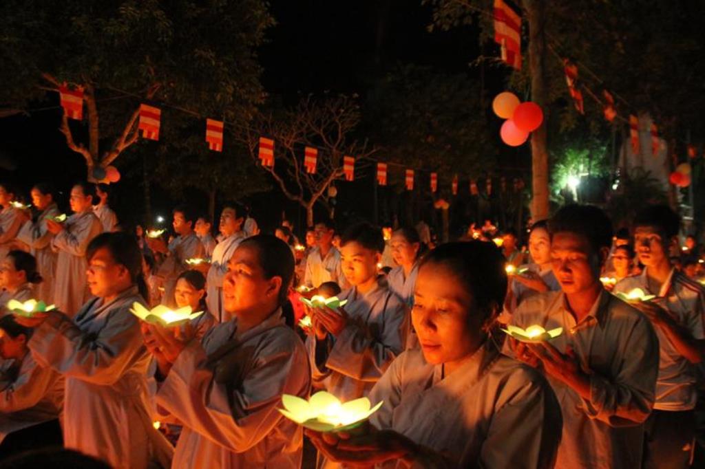 Đồng Tháp: Hoa Đăng Cầu An Đầu Năm