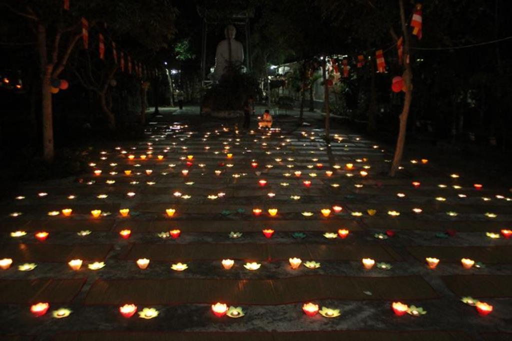 Đồng Tháp: Hoa Đăng Cầu An Đầu Năm