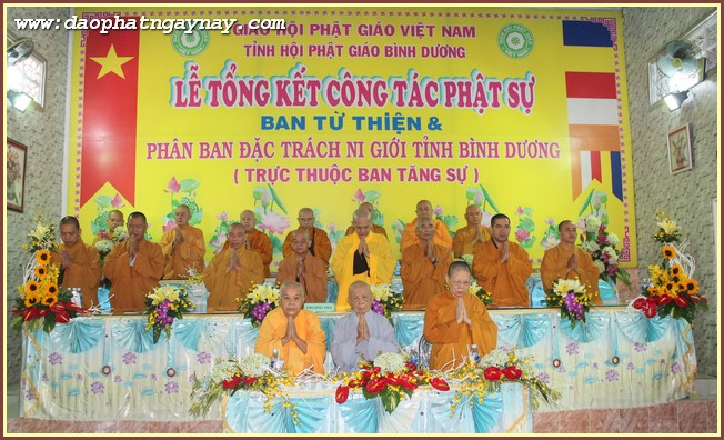 BÌNH DƯƠNG:     Lễ Tổng Kết Công Tác Phật Sự  Phân Ban Đặc Trách Ni Giới &amp; Ban Từ Thiện