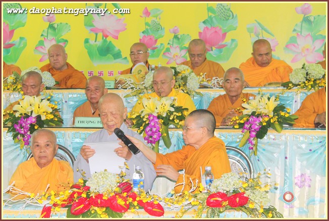 BÌNH DƯƠNG:     Lễ Tổng Kết Công Tác Phật Sự  Phân Ban Đặc Trách Ni Giới &amp; Ban Từ Thiện