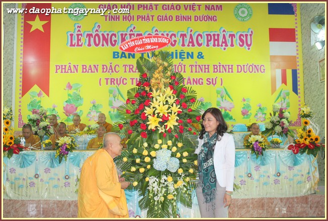 BÌNH DƯƠNG:     Lễ Tổng Kết Công Tác Phật Sự  Phân Ban Đặc Trách Ni Giới &amp; Ban Từ Thiện