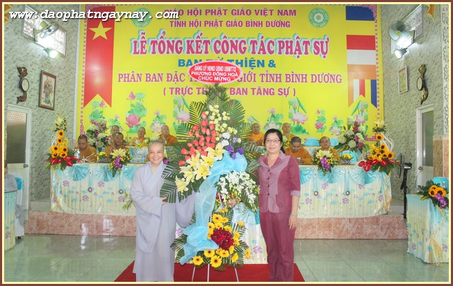 BÌNH DƯƠNG:     Lễ Tổng Kết Công Tác Phật Sự  Phân Ban Đặc Trách Ni Giới &amp; Ban Từ Thiện