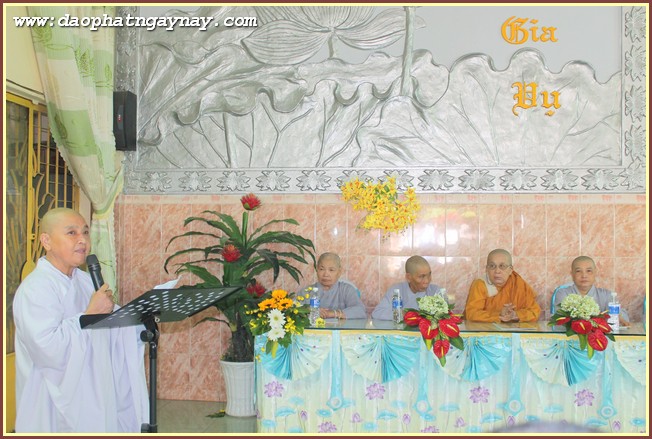 BÌNH DƯƠNG:     Lễ Tổng Kết Công Tác Phật Sự  Phân Ban Đặc Trách Ni Giới &amp; Ban Từ Thiện