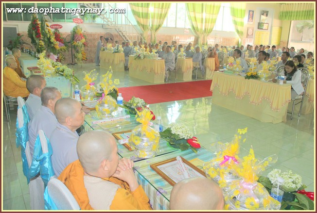 BÌNH DƯƠNG:     Lễ Tổng Kết Công Tác Phật Sự  Phân Ban Đặc Trách Ni Giới &amp; Ban Từ Thiện