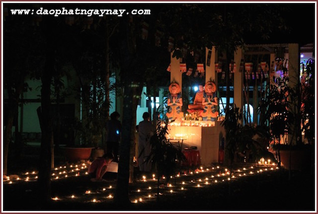 Đồng Nai: Lung linh lễ hội Cúng đèn tại thiền viện Phước Sơn