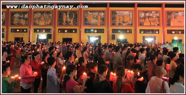 Đồng Nai: Lung linh lễ hội Cúng đèn tại thiền viện Phước Sơn