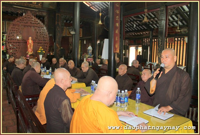 Phật giáo Bình Dương họp triển khai hoạt động Phật sự đầu năm 2015