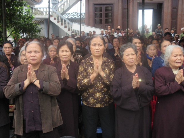 Thái Bình: Chùa Khánh Sơn tổ chức lễ đổ mái ngôi Đại hùng Bảo điện