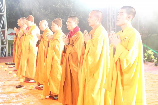 Thái Bình:  Đêm hoa đăng Đại lễ cầu an, cầu siêu tại đền thờ Tổ họ Trần Việt Nam