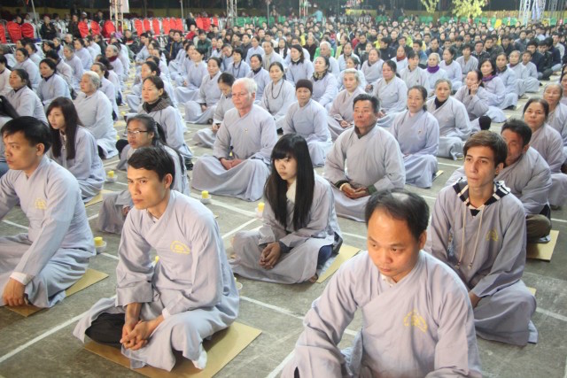 Thái Bình:  Đêm hoa đăng Đại lễ cầu an, cầu siêu tại đền thờ Tổ họ Trần Việt Nam