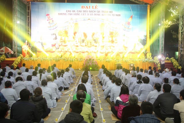 Thái Bình:  Đêm hoa đăng Đại lễ cầu an, cầu siêu tại đền thờ Tổ họ Trần Việt Nam