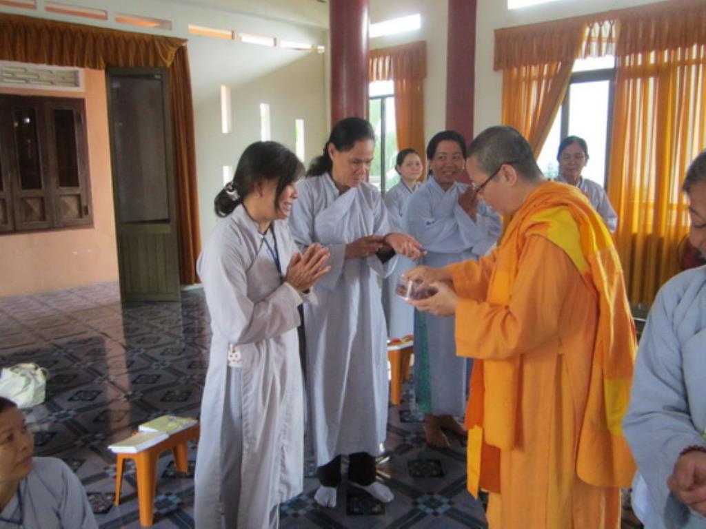 Tịnh xá Ngọc Sơn tổ chức khóa tu Bát quan trai lần 1 năm 2015