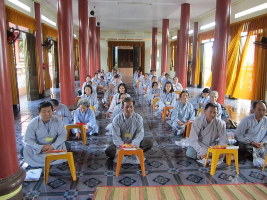 Tịnh xá Ngọc Sơn tổ chức khóa tu Bát quan trai lần 1 năm 2015