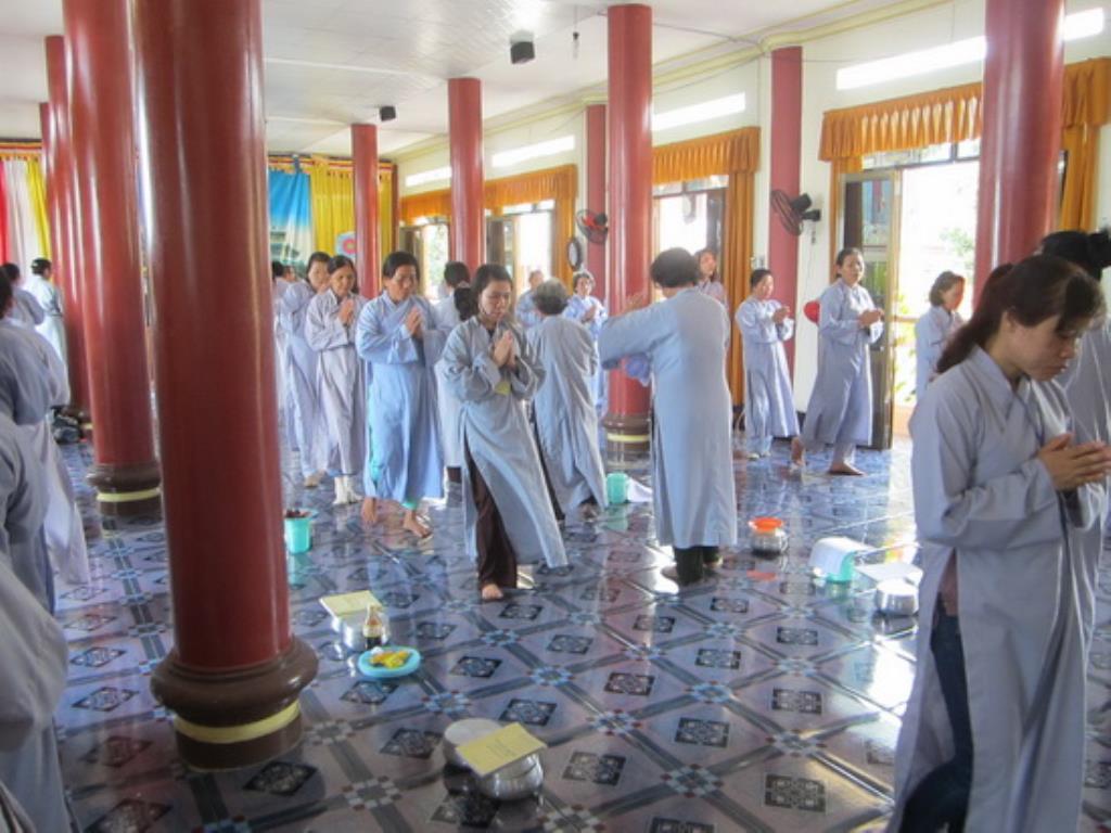 Tịnh xá Ngọc Sơn tổ chức khóa tu Bát quan trai lần 1 năm 2015