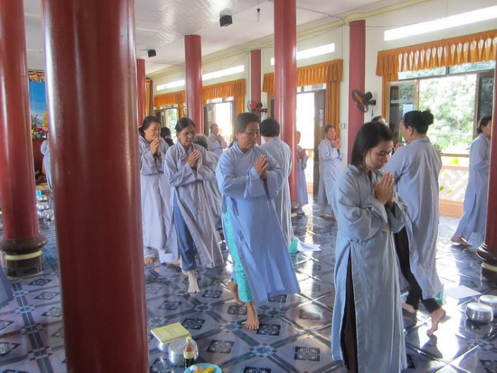 Tịnh xá Ngọc Sơn tổ chức khóa tu Bát quan trai lần 1 năm 2015