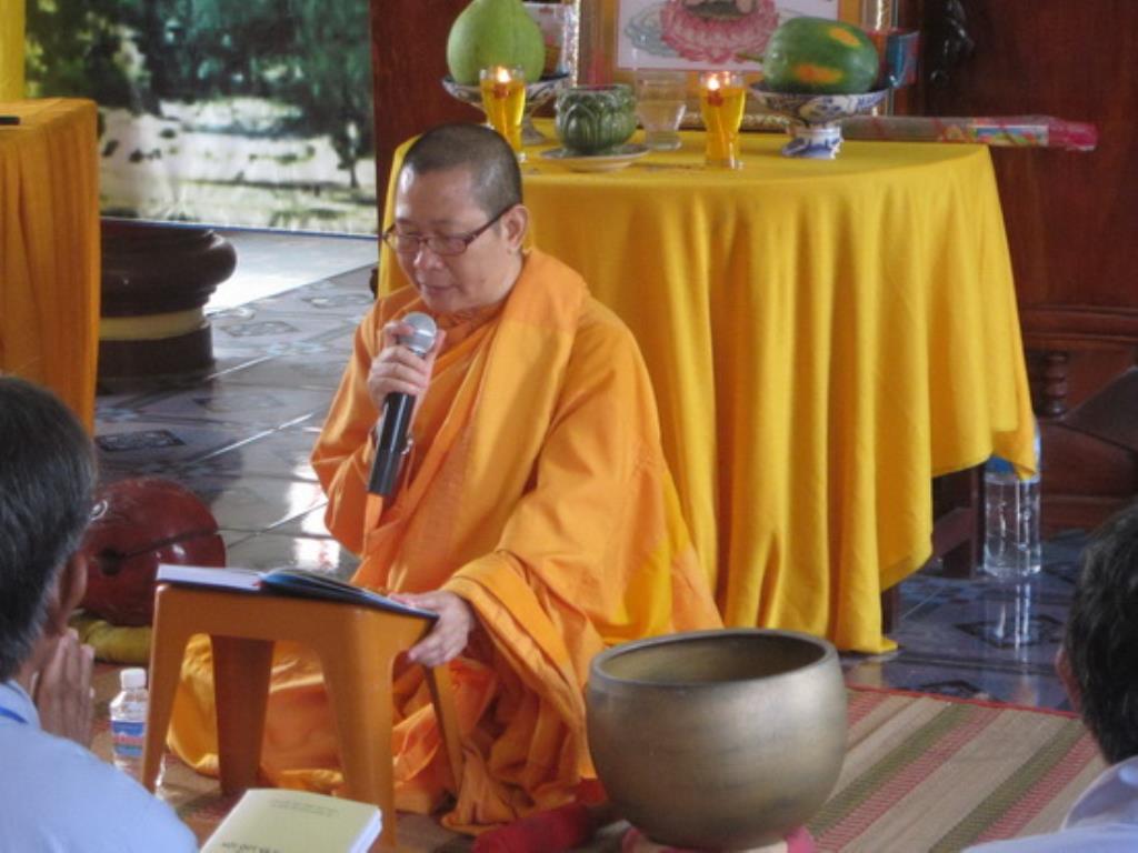 Tịnh xá Ngọc Sơn tổ chức khóa tu Bát quan trai lần 1 năm 2015