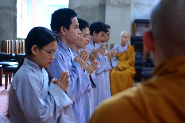 Chùm ảnh: Trang nghiêm lễ đón giao thừa Ất Mùi 2015 tại Chùa Giác Ngộ
