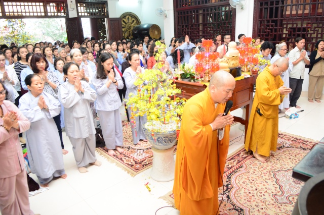 Chùa Giác Ngộ: Hơn 1000 Phật tử hành hương thập tự đầu năm Ất Mùi