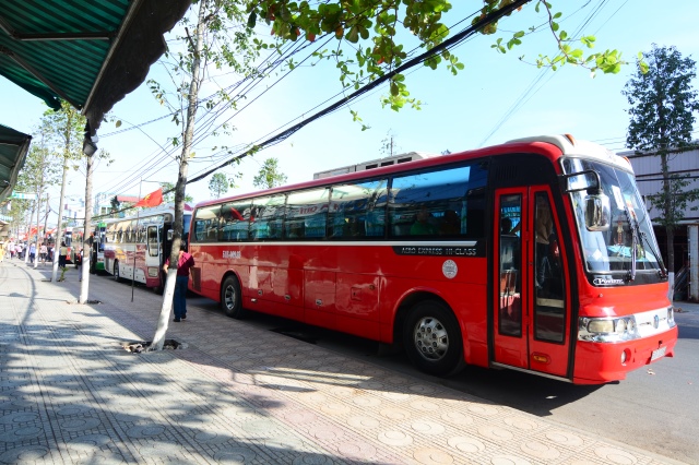 Chùa Giác Ngộ: Hơn 1000 Phật tử hành hương thập tự đầu năm Ất Mùi