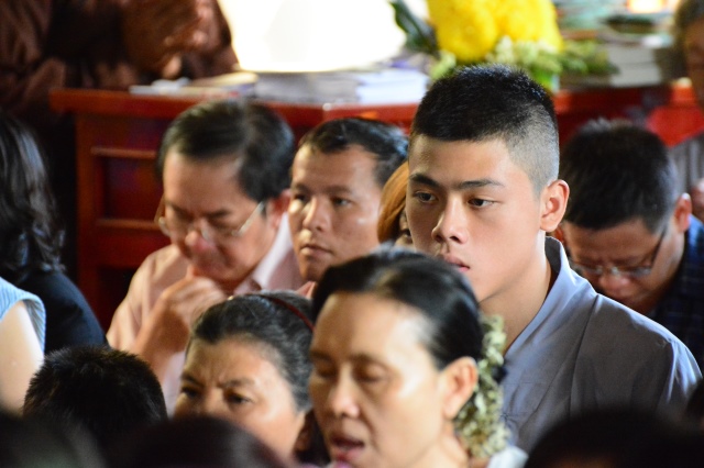 Chùa Giác Ngộ: Hơn 1000 Phật tử hành hương thập tự đầu năm Ất Mùi