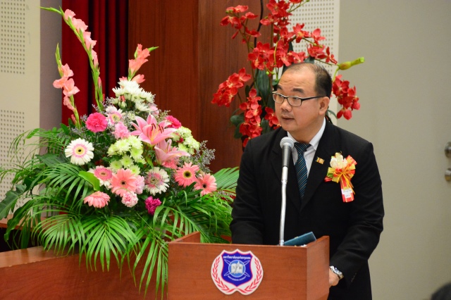 TT. Thích Nhật Từ nhận giải thưởng &quot;Lãnh Đạo Xuất Sắc Phật Giáo Thế Giới&quot; tại Thái Lan