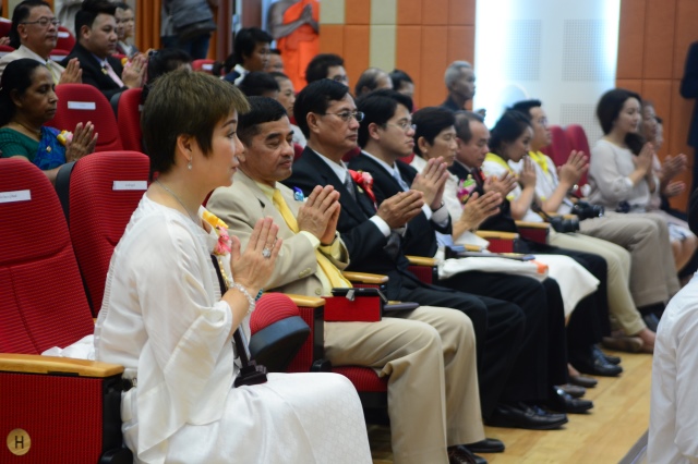 TT. Thích Nhật Từ nhận giải thưởng &quot;Lãnh Đạo Xuất Sắc Phật Giáo Thế Giới&quot; tại Thái Lan