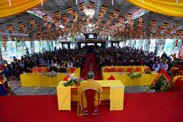 Quỹ Đạo Phật Ngày Nay: Tặng quà tại chùa Tượng Sơn và học sinh Trường THCS Đặng Dung - Hà Tĩnh