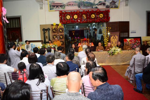 TP.HCM: Tưng bừng khai mạc Lễ hội Văn hóa Dân tộc và Phật giáo &#039;Xuân Phương Nam&#039;