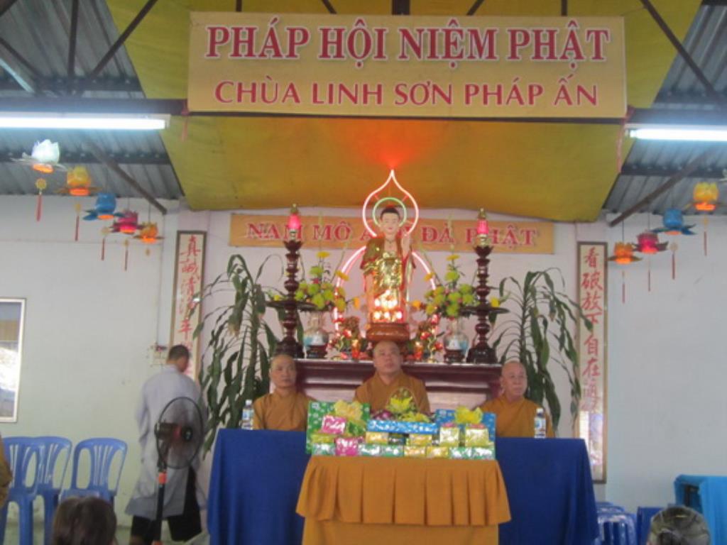Khóa tu niệm Phật lần thứ 13 tại chùa Linh Sơn Pháp Ấn