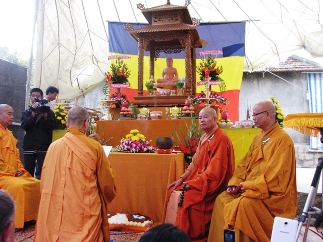 Khánh Hòa: Lễ Đặt đá khởi công Đại trùng tu chùa Từ Tôn (Hòn Đỏ)