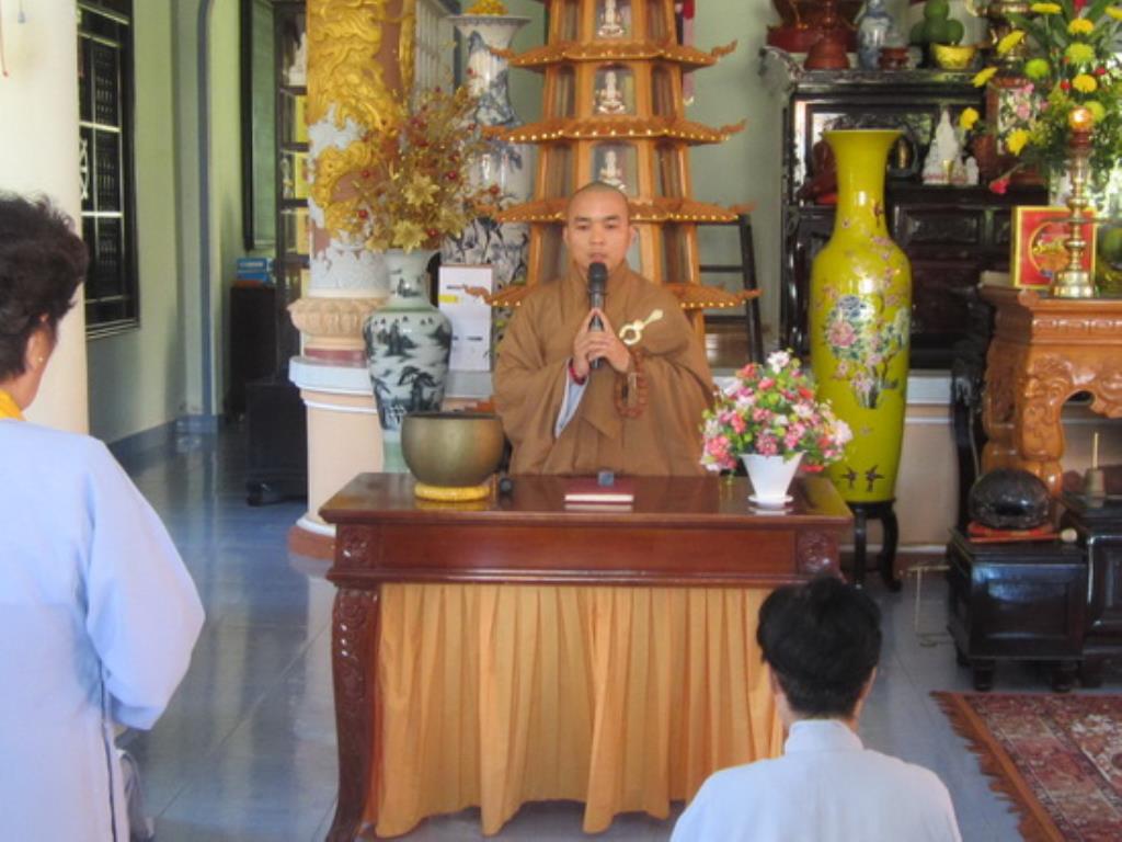 Khóa tu Bát quan trai đầu năm tại chùa Đức Hòa