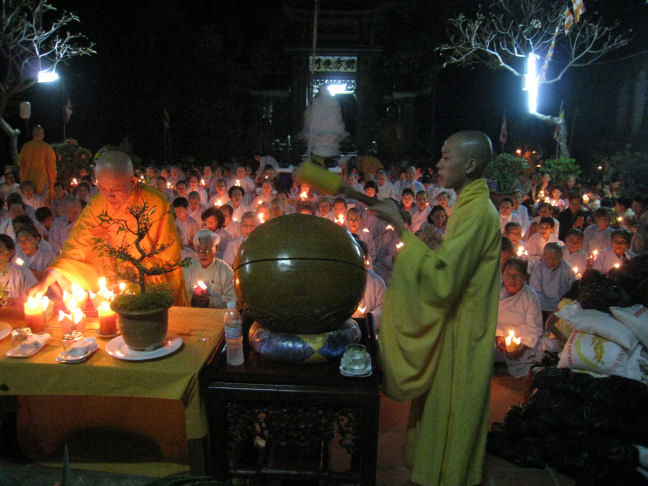 Chùa Thanh Hải, Chùa Linh Thứu, Linh Quang tổ chức lễ Vía Đức Phật A Di Đà