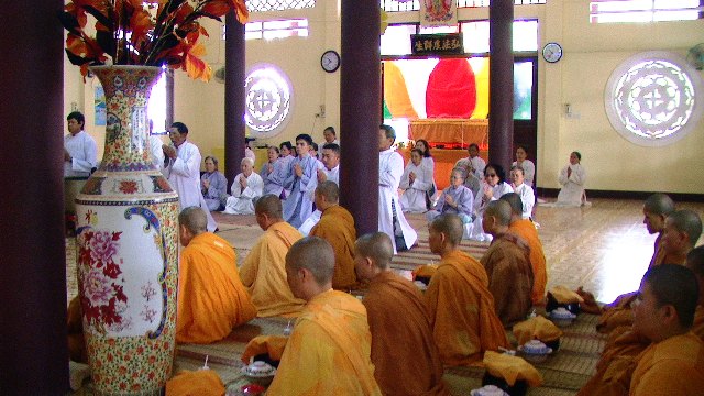 Khánh Hòa: Tịnh xá Ngọc Pháp lễ Vía Đức Phật A Di Đà