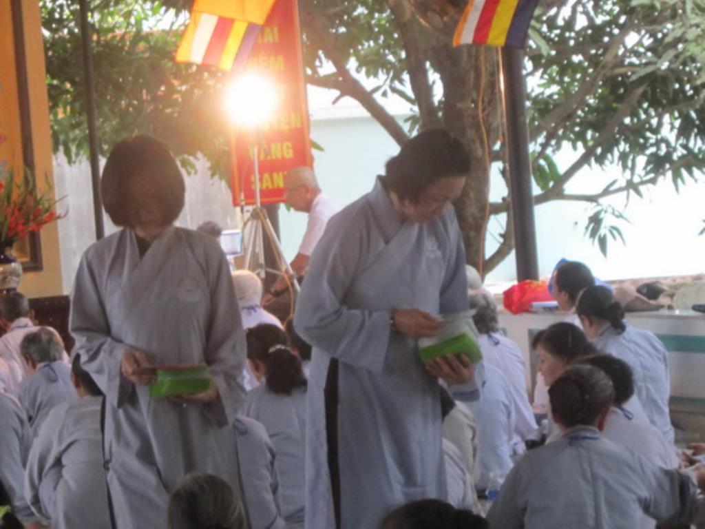 Chùa Sắc Tứ Minh Thiện khai khóa tu niệm Phật đầu năm Ất Mùi