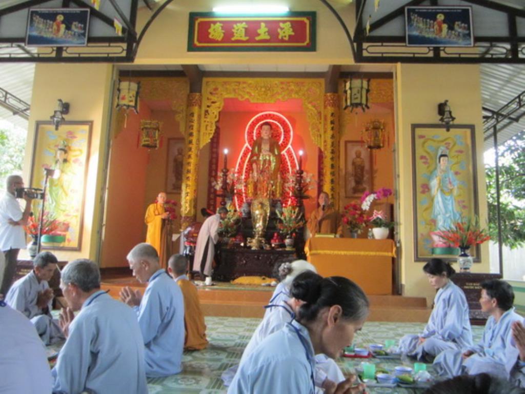 Chùa Sắc Tứ Minh Thiện khai khóa tu niệm Phật đầu năm Ất Mùi