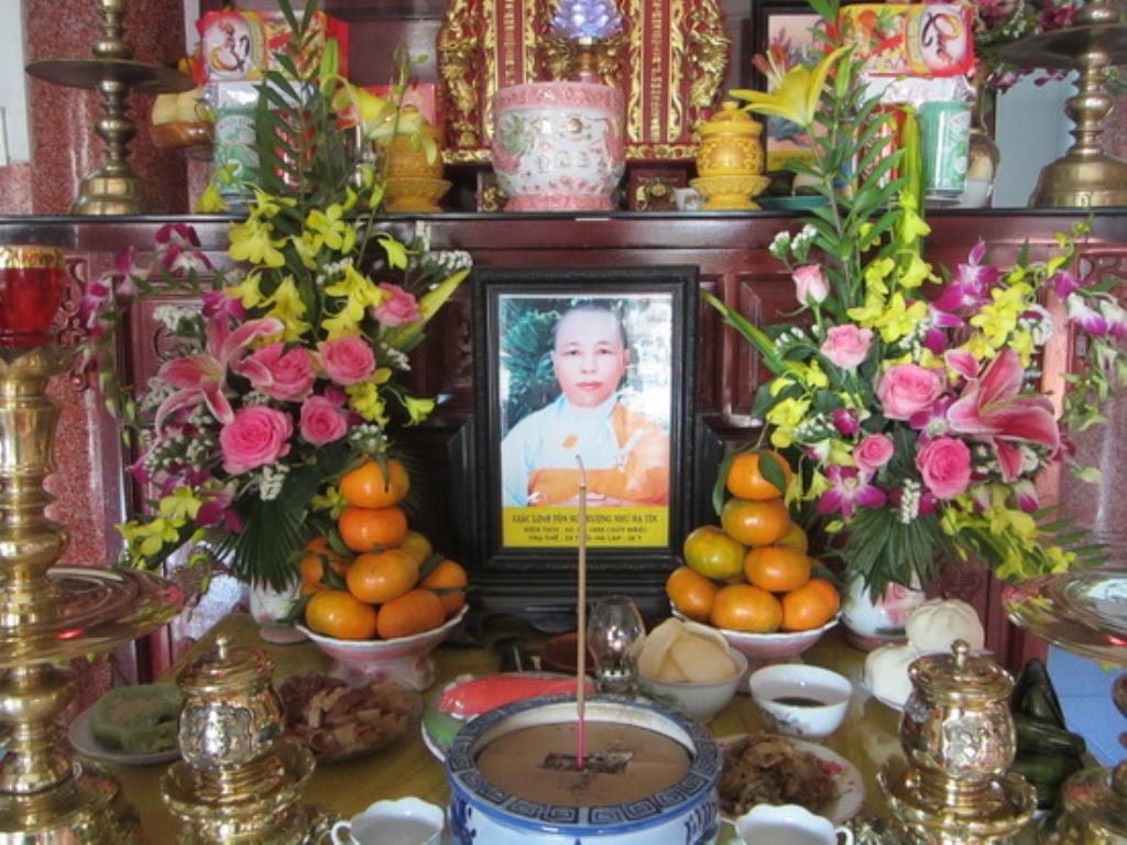 Lễ  húy kỵ lần thứ 16 cố ni sư Thích nữ  Như Tín (1940-1999)