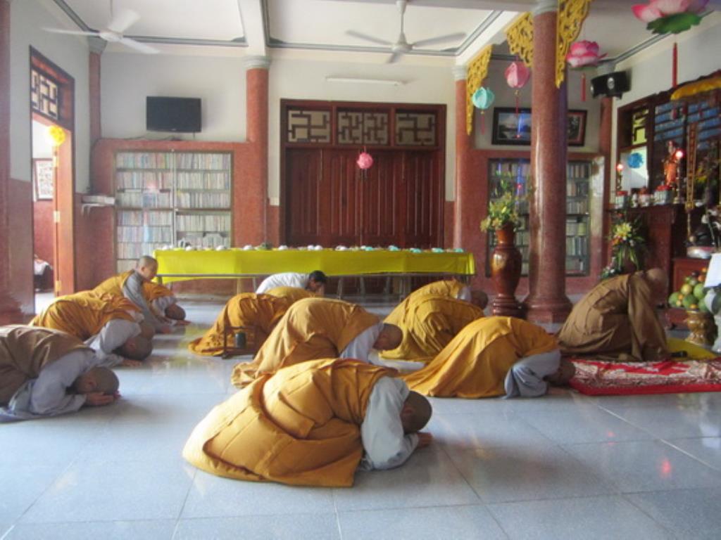 Lễ  húy kỵ lần thứ 16 cố ni sư Thích nữ  Như Tín (1940-1999)