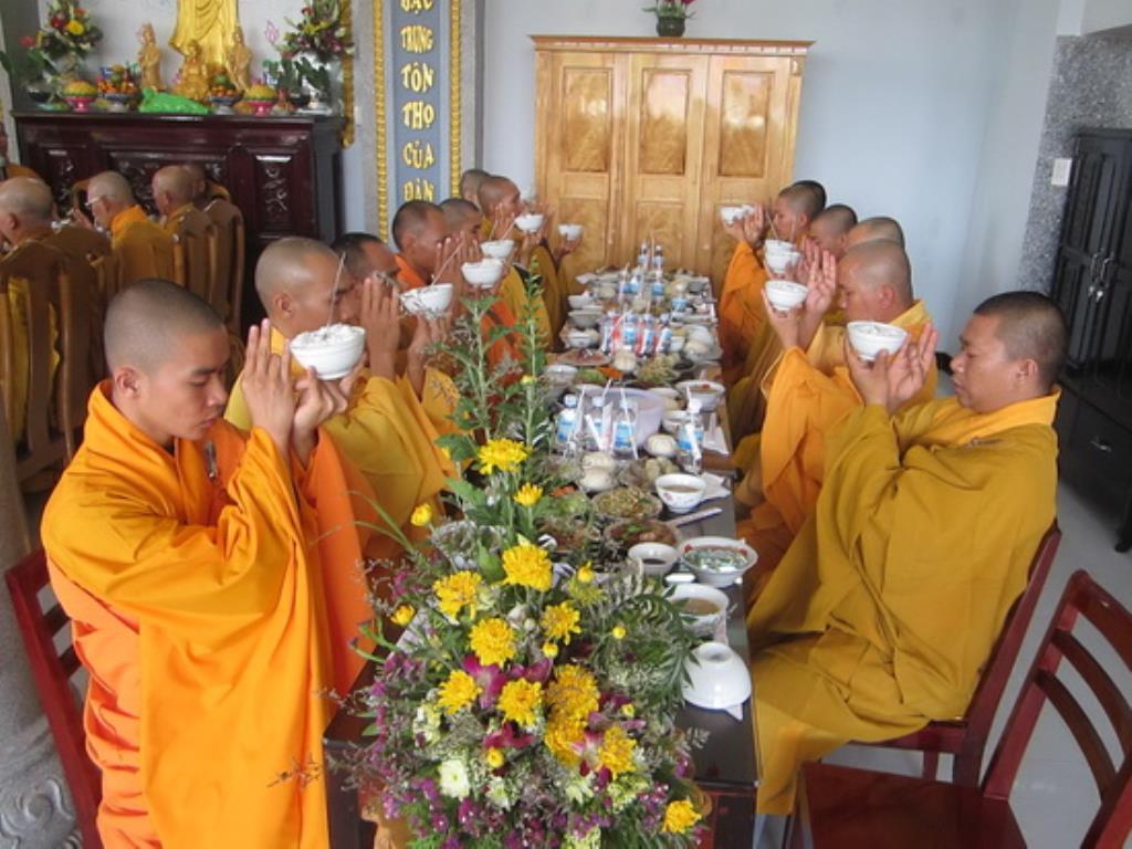 Lễ  húy kỵ lần thứ 16 cố ni sư Thích nữ  Như Tín (1940-1999)