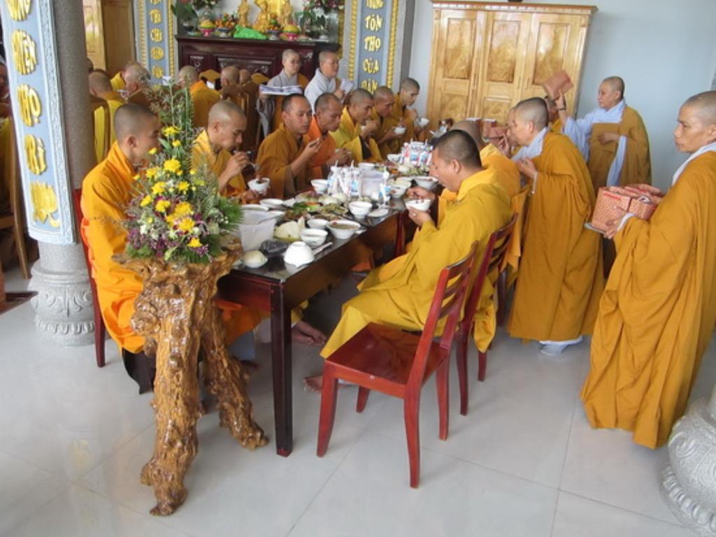 Lễ  húy kỵ lần thứ 16 cố ni sư Thích nữ  Như Tín (1940-1999)