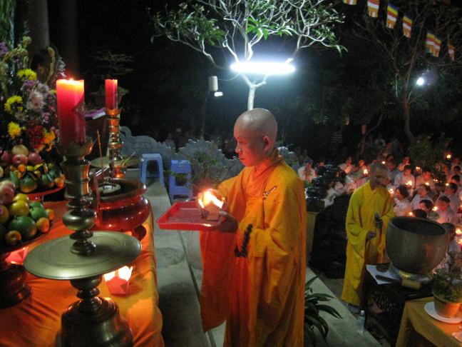 Chùa Thanh Hải, Chùa Linh Thứu, Linh Quang tổ chức lễ Vía Đức Phật A Di Đà